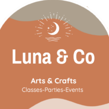 Luna & Co, fluid art, sculpture and assemblage and textiles teacher